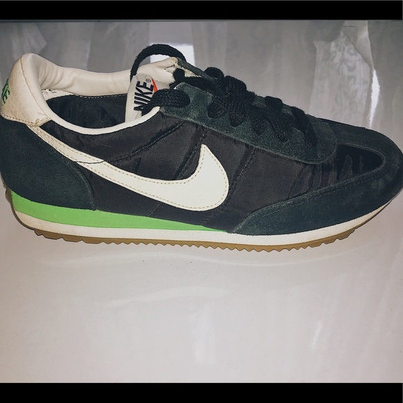 vintage nike cortez womens